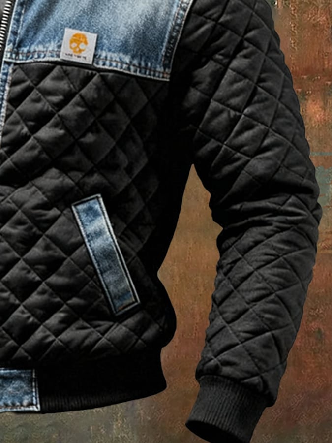 SCHWARZE STEPPJACKE MIT DENIMDETAILS